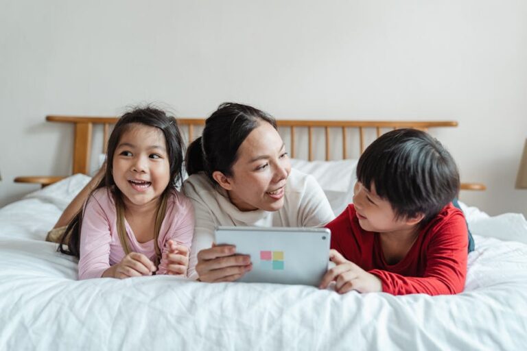 HOW TO STREAM FREE MOVIES WITH PLUTOSCREEN.COM SERVICES