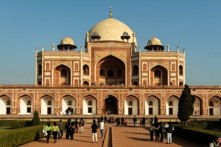 New Delhi Railway Station Essential Facts And Travel Advice