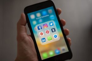 Featured image for 7 Essential Instagram Pro Strategies For Account Growth