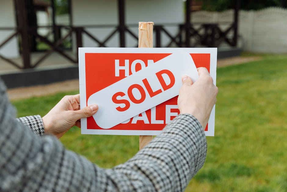 Featured image for Top 5 Ways myfastbroker Mortgage Brokers Help With Loans