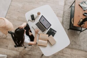 Featured image for Top 7 Steps to Succeed as a freelance SEO Professional